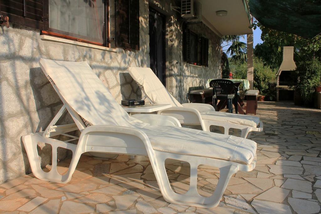 Apartment Mare Krk Milohnici Exterior photo